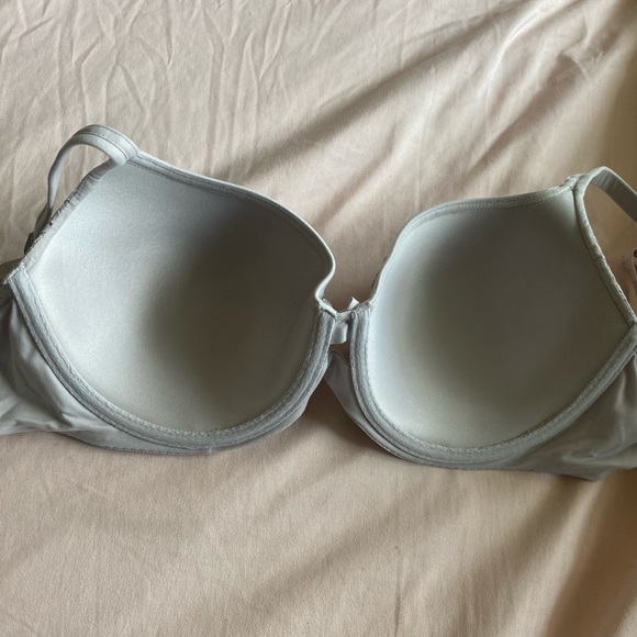 Body by Victoria’s Secret purple lined bra NWT - Picture 6 of 7